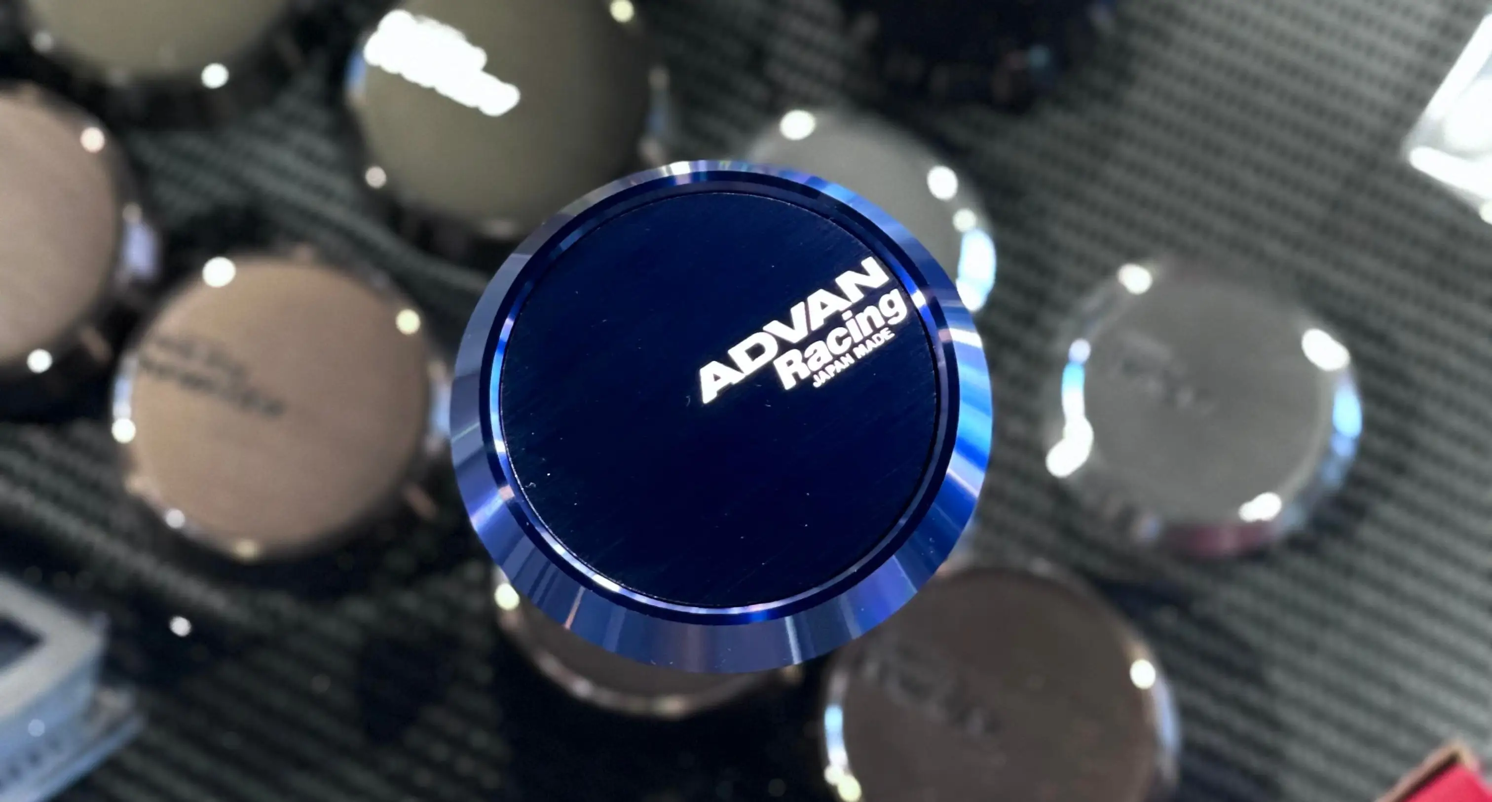 blue advan racing wheel cap