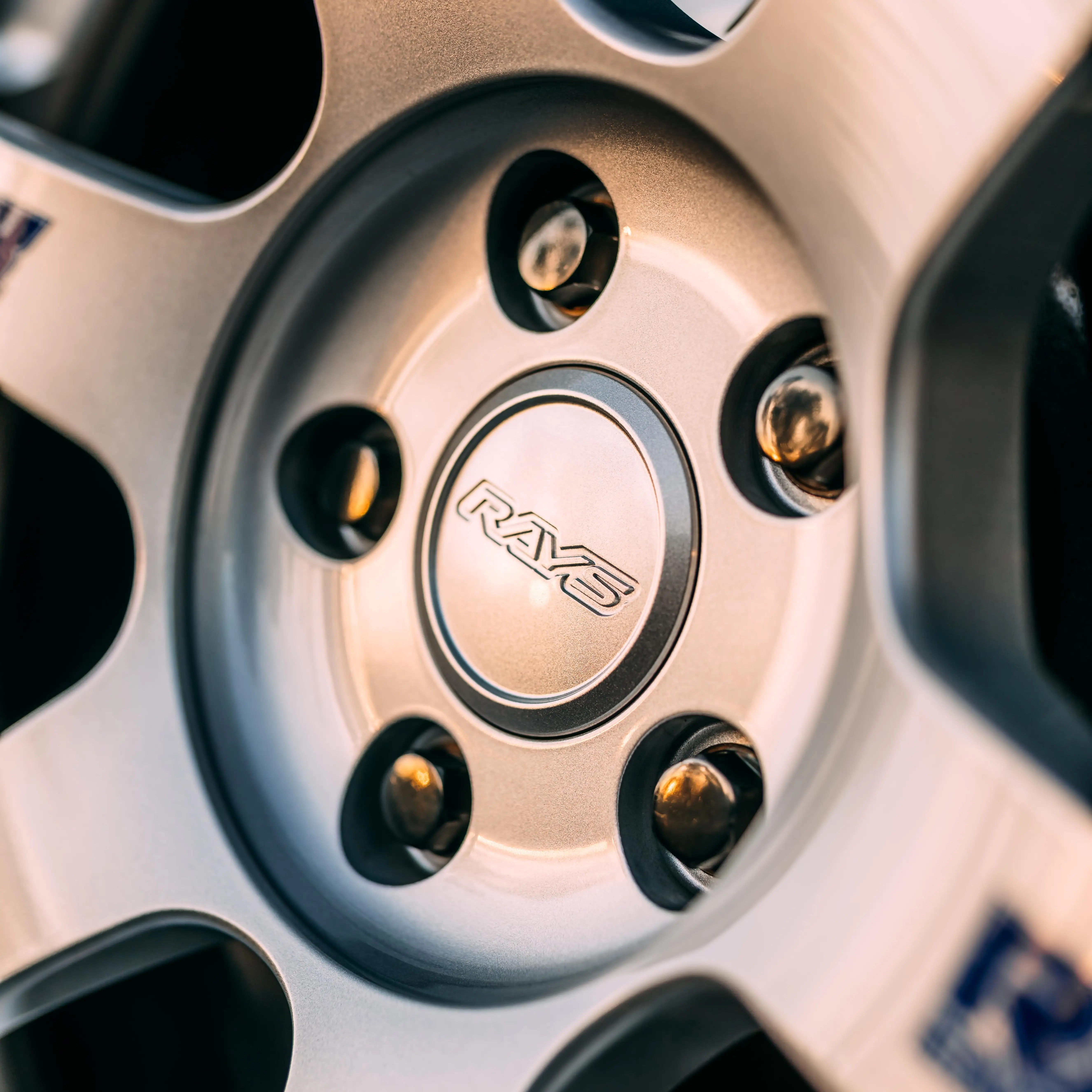 Volk Racing VR-01 Low Type center cap in Diamond Silver finish on golf R te37