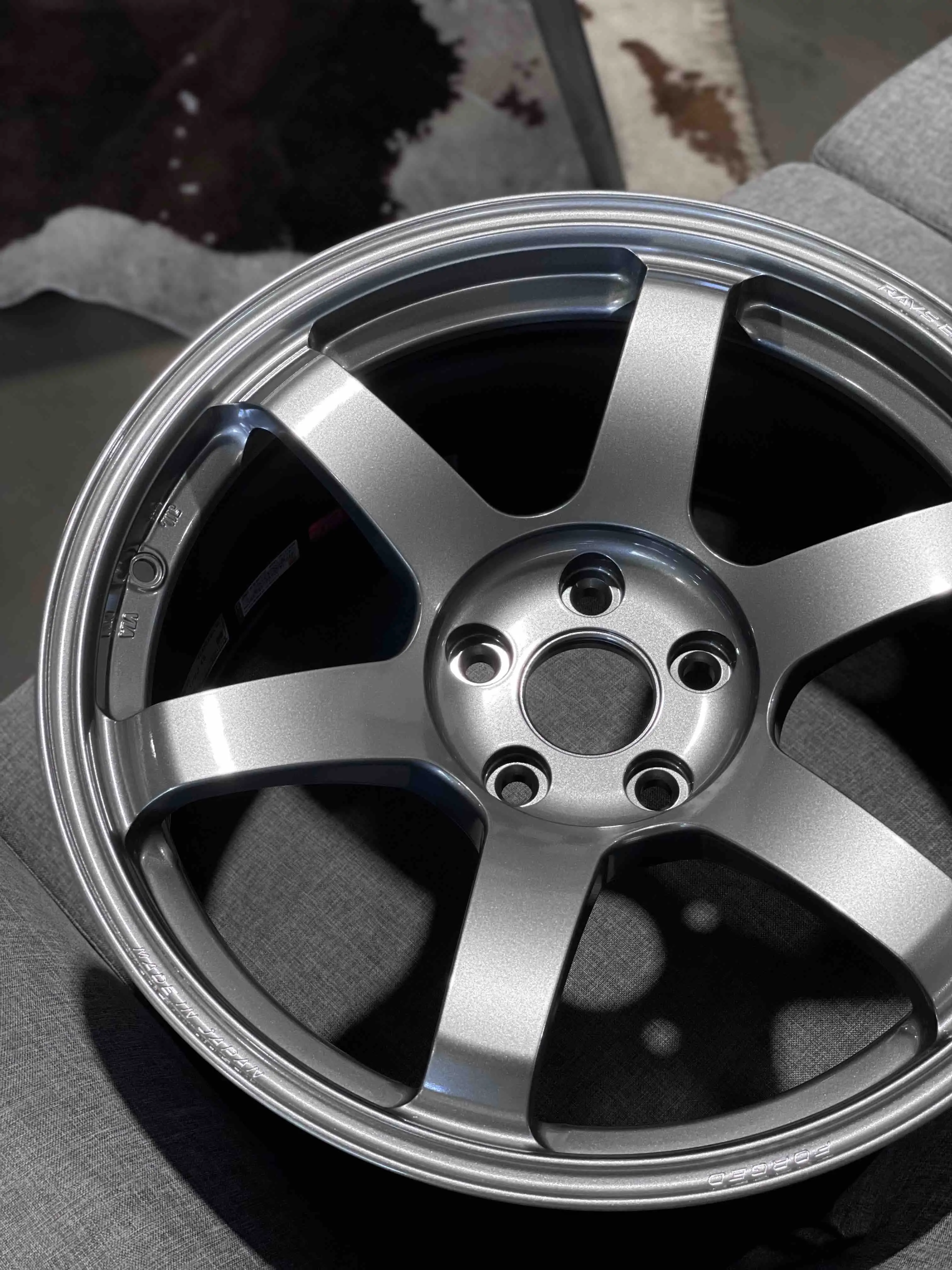 TE37sagaslgunmetal4