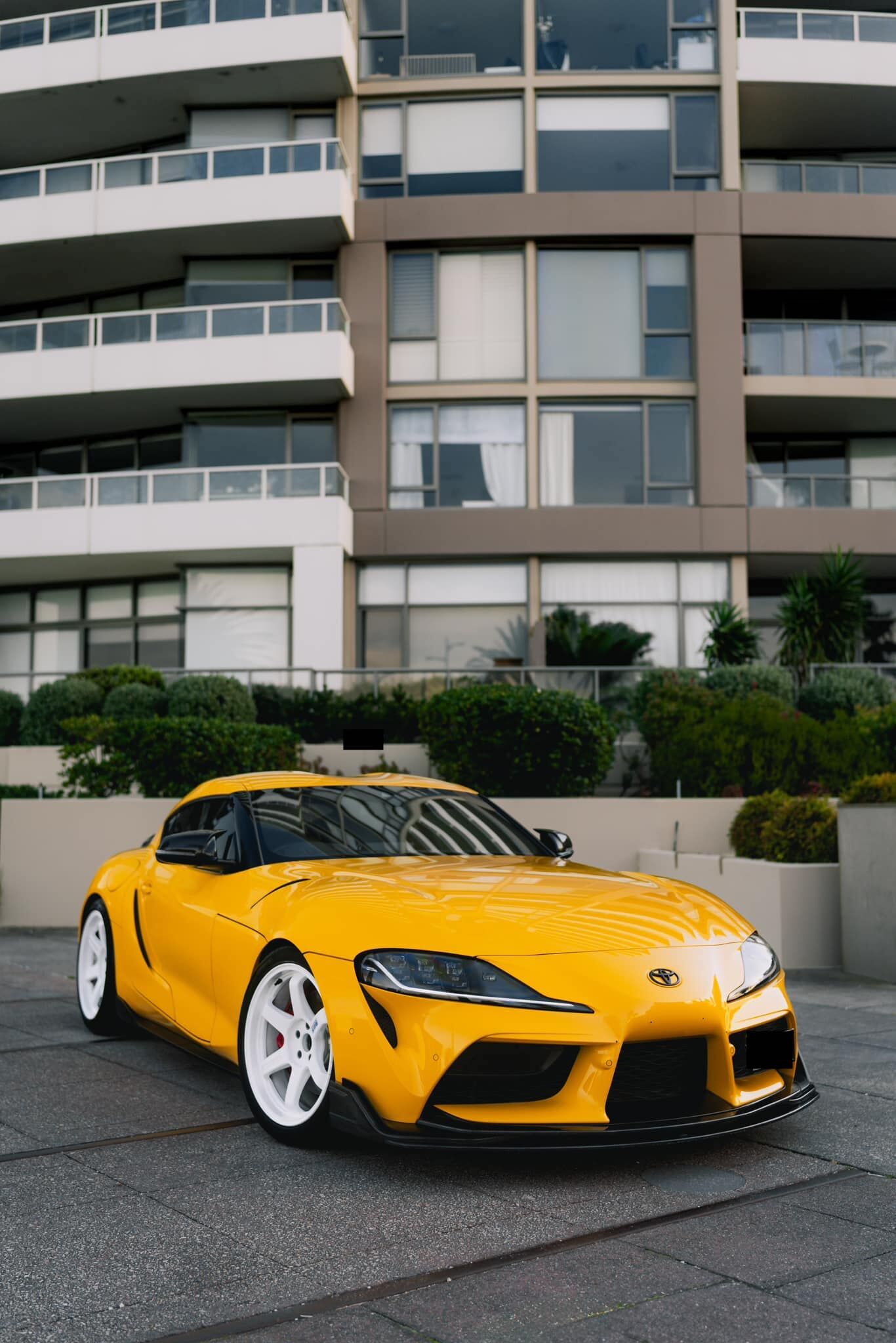 Yellow_Supra