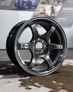 rays gram light 57dr in 15 x8 +35 4x100 in grace silver
