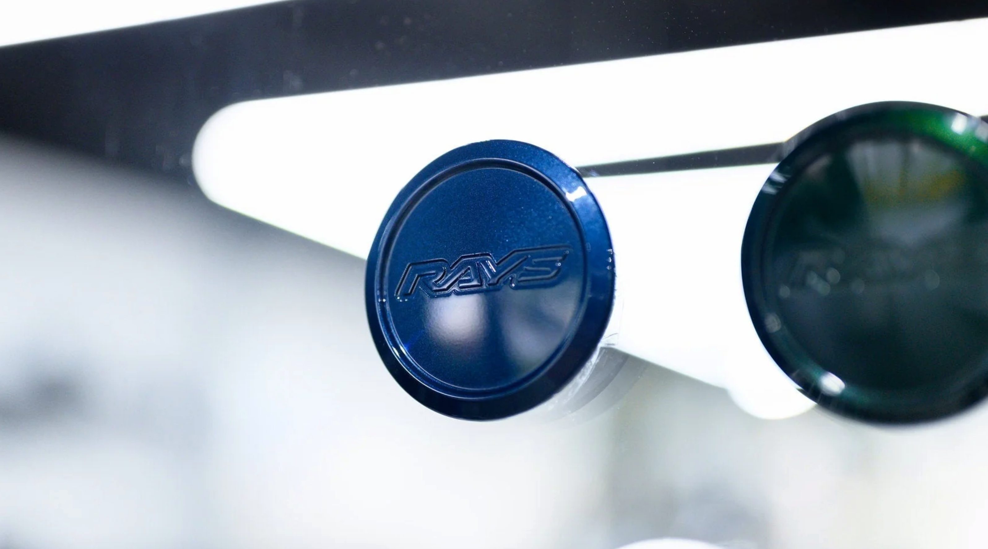 raysvolkracingcentrecaps