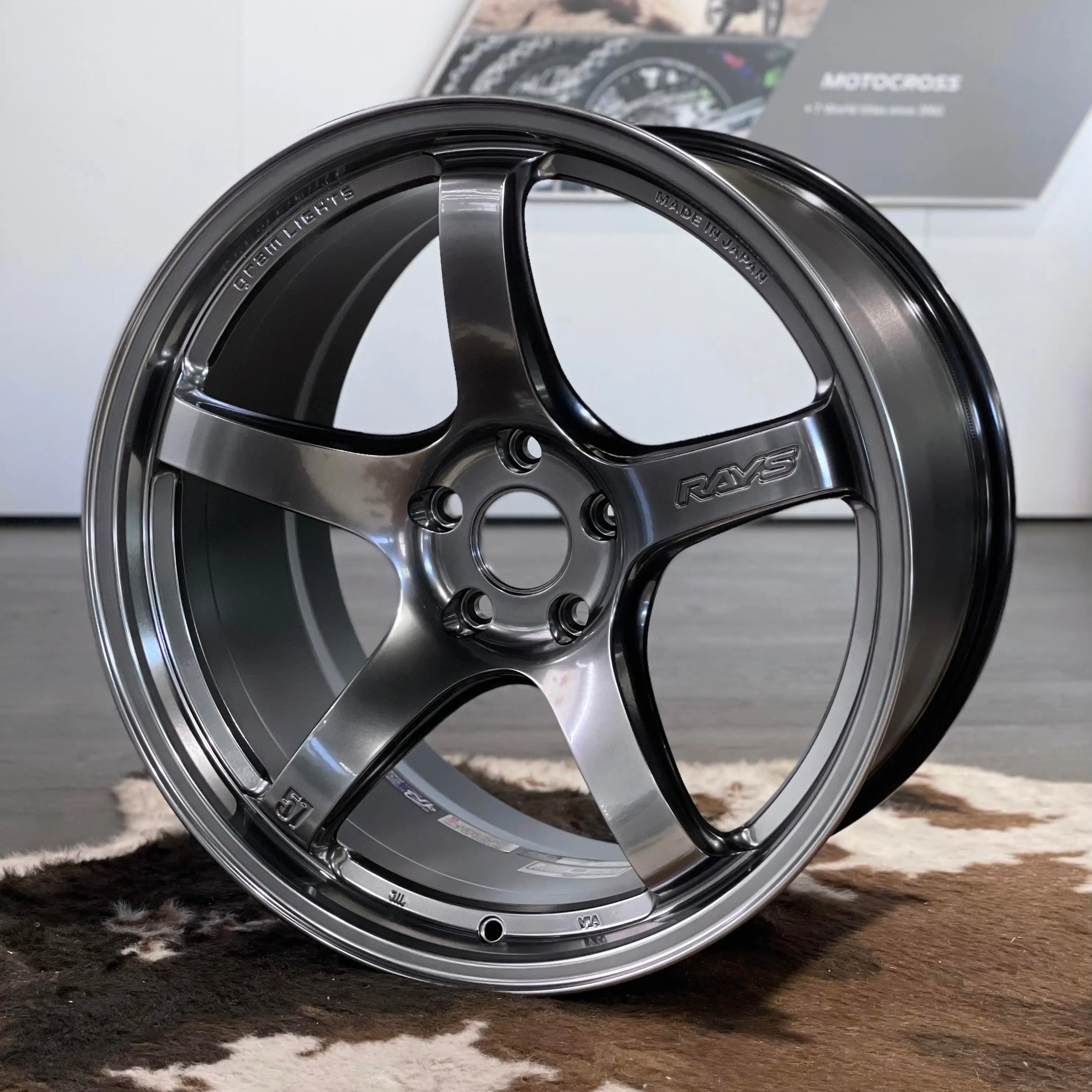 raysgramlight57crgracesilver 5 (Edit)