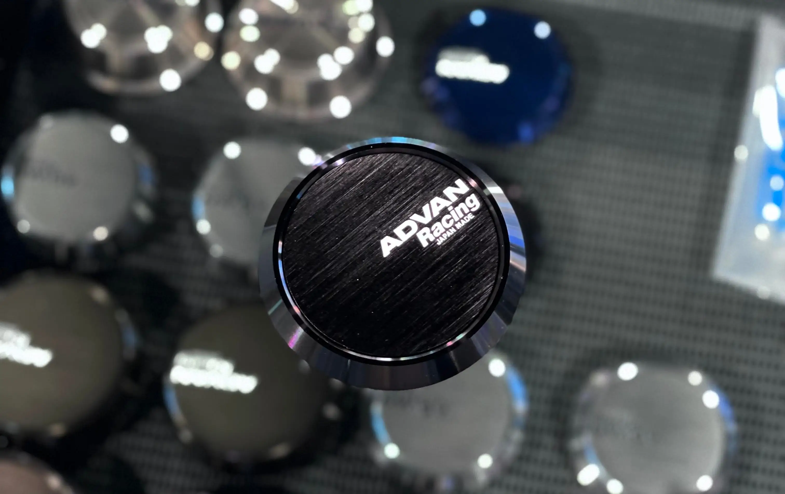 advan racing wheel centre caps