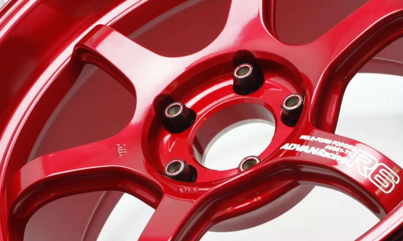 red wheel lock nuts