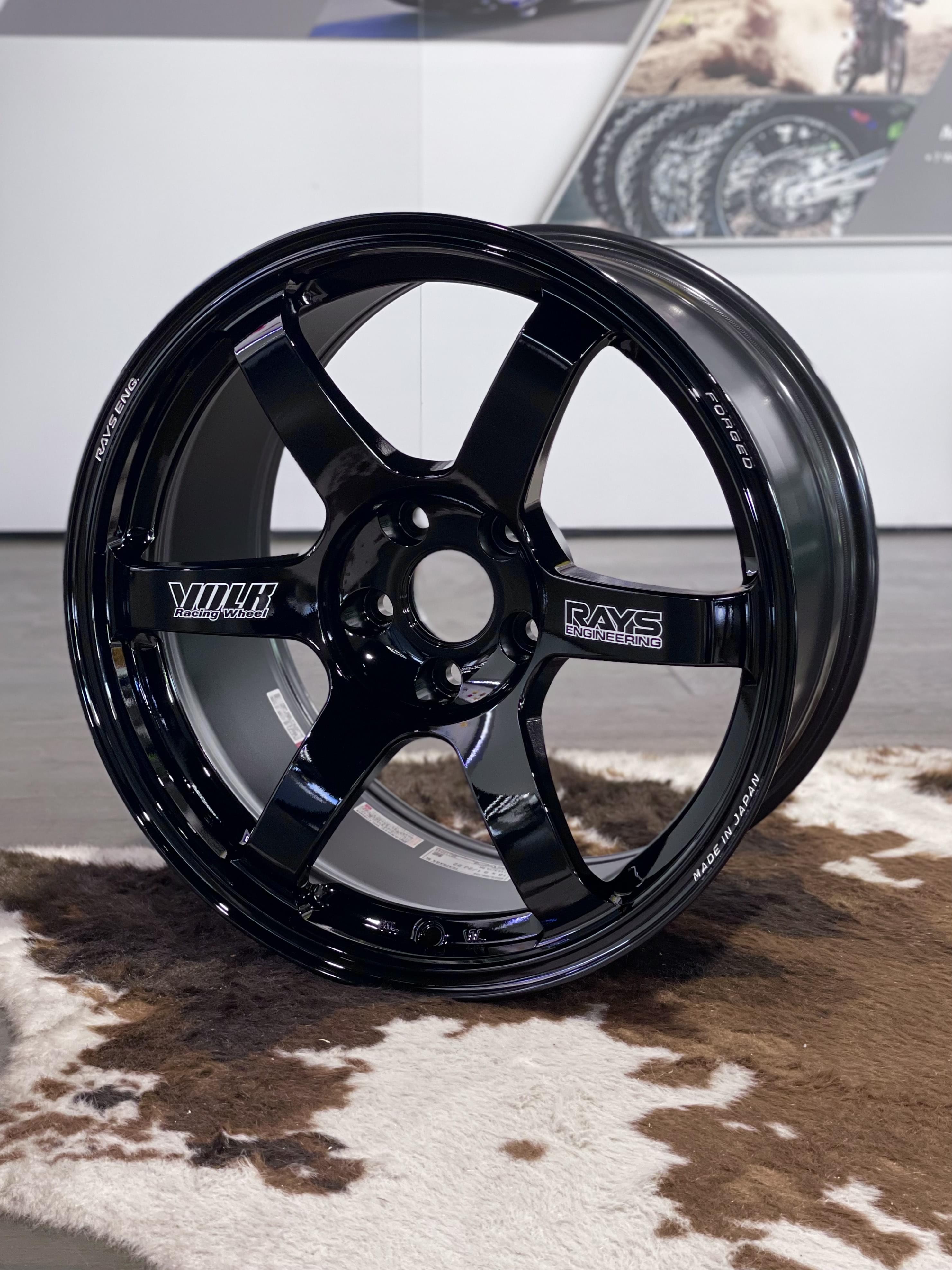 RAYS Volk Racing TE37SAGA SL 18 x9.5 +22, 5x114.3 - Gloss Black + OG ...