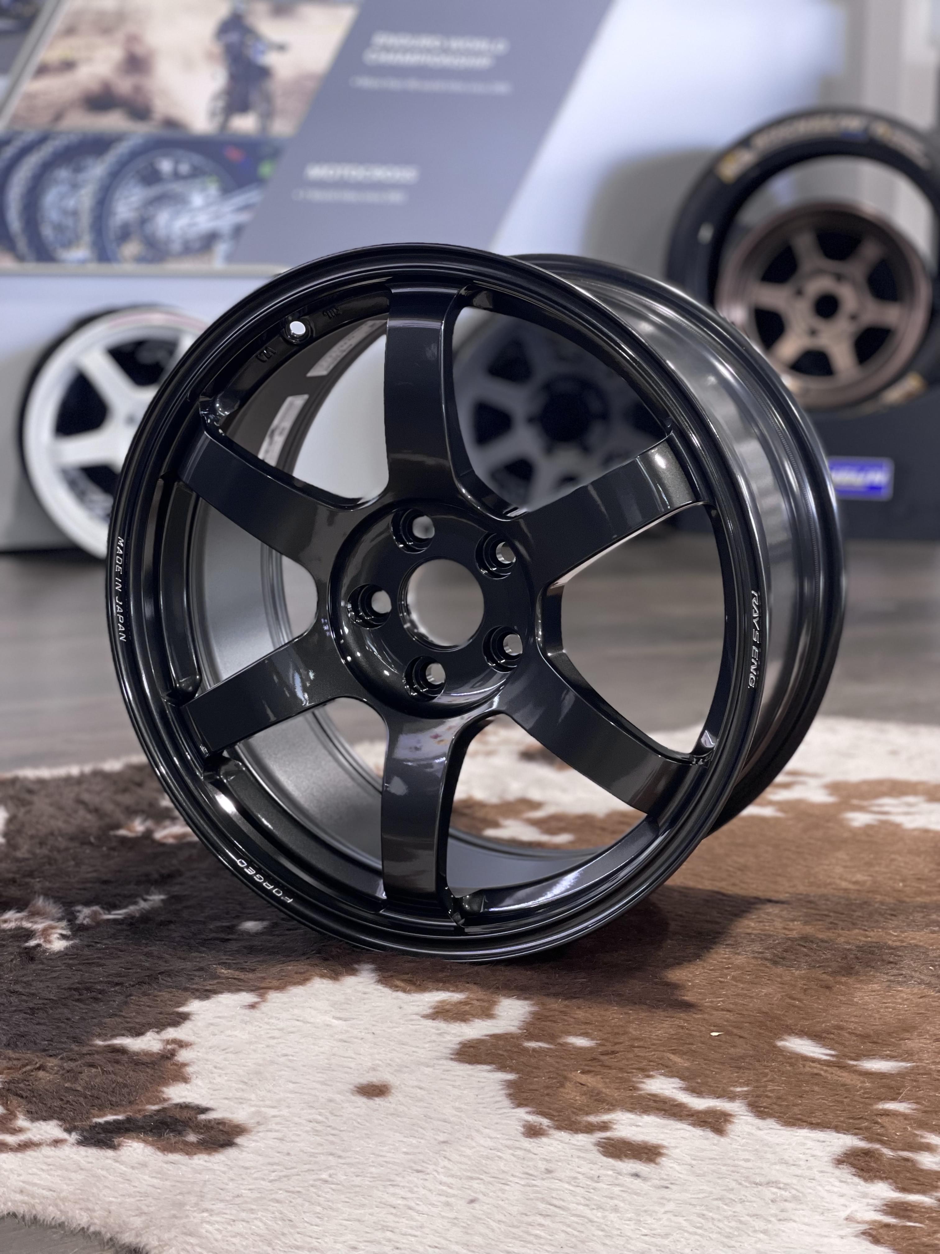 RAYS Volk Racing TE37 SAGA SL 18x8.5+42, 5x112 (Audi S3 RS3 8V
