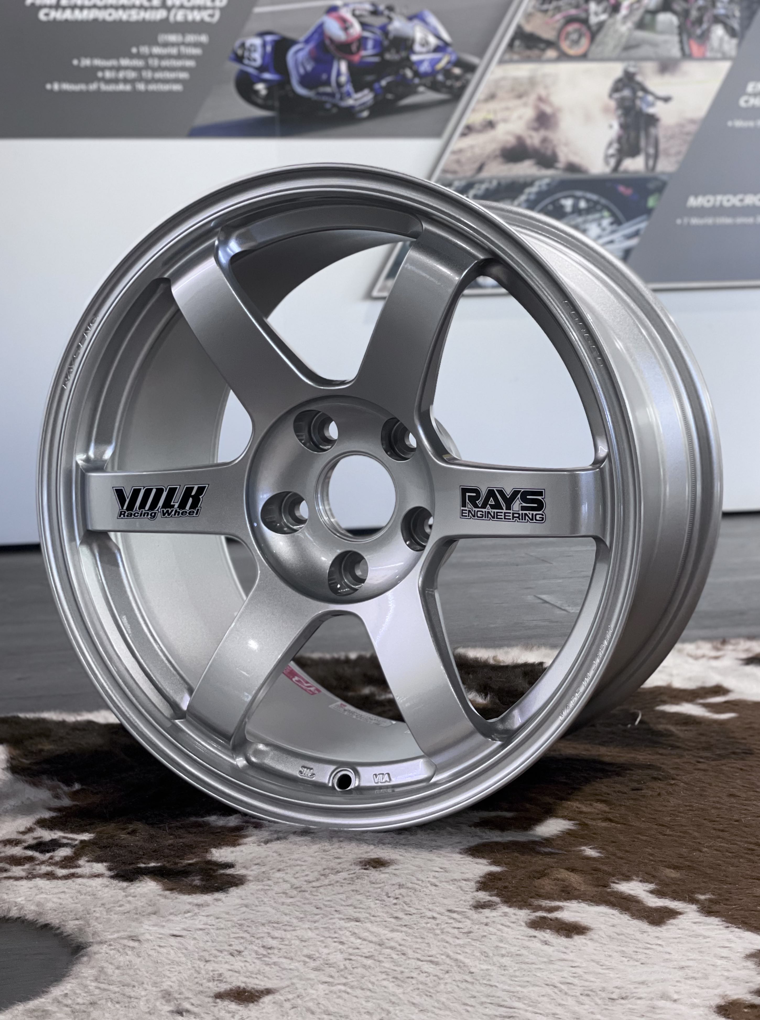 ホイールスタンド PCD114.3 RAYS ADVAN BBS WORK 3324
