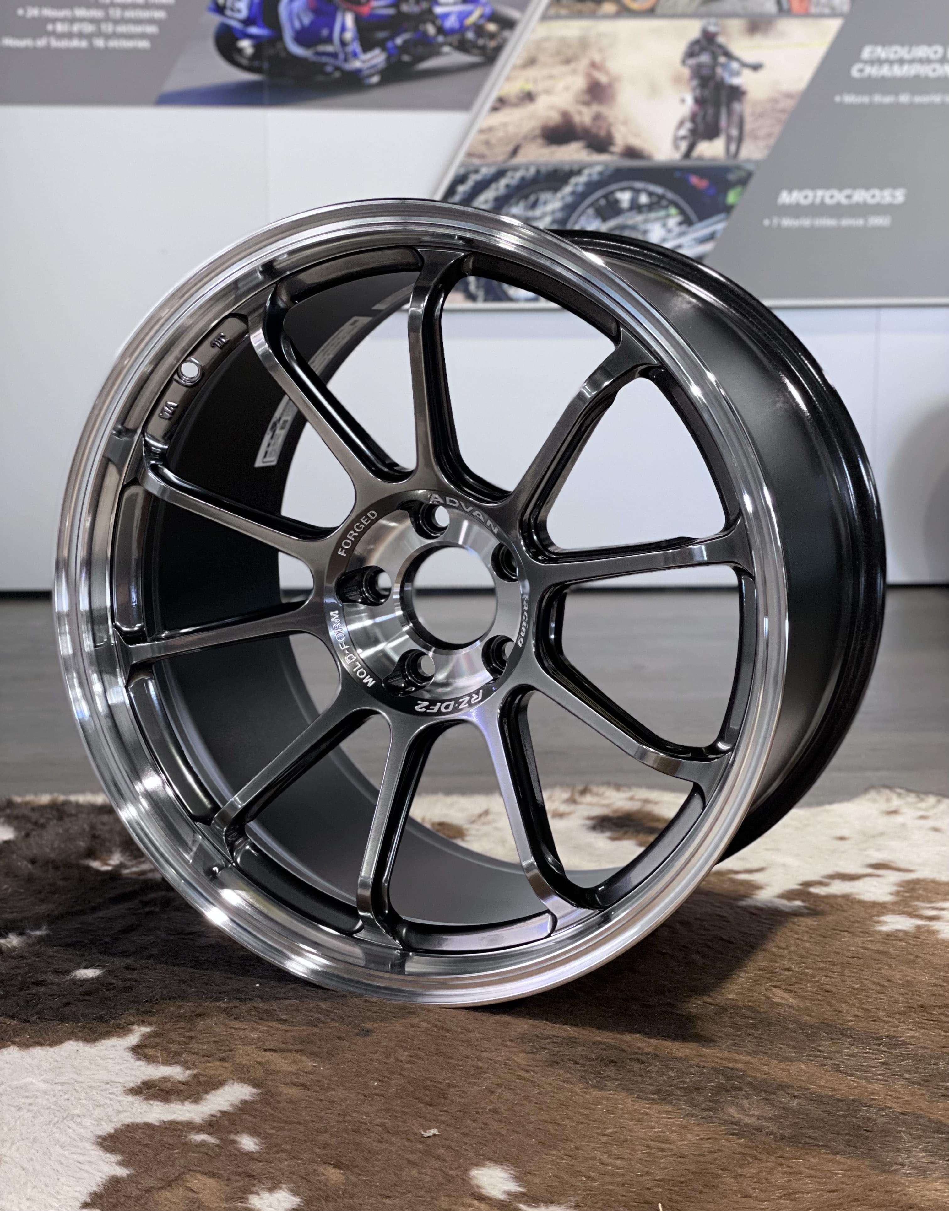ADVAN RACING RZ-DF2 19